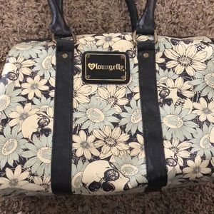 Loungefly skull/flower purse